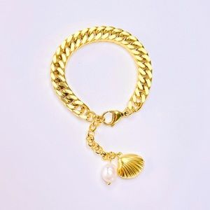 NEW Freshwater Pearl and Shell Thick Cuban Chain 18K Gold Plated Bracelet